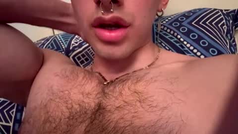 Snapshot of tommy_bred chatting on February 2025 04:25:01 AM Twitter BreddTommy IG tommy bredd online show from February 2025 04:25:01 AM