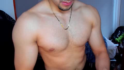 Snapshot of tommy_bred chatting on November 2025 03:10:02 PM Twitter BreddTommy IG tommy bredd online show from November 2025 03:10:02 PM