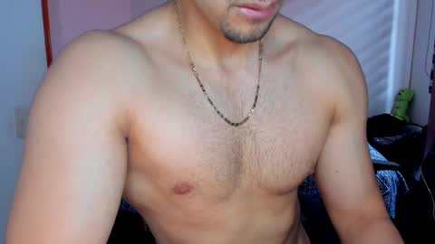 Snapshot of tommy_bred chatting on November 2025 05:40:02 PM Twitter BreddTommy IG tommy bredd online show from November 2025 05:40:02 PM