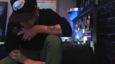 Tommy online show from December 2025 09:53:02 PM