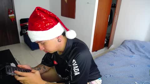 Snapshot of tommy_sins619 chatting on December 2024 06:50:01 PM Dirty Tommy online show from December 2024 06:50:01 PM