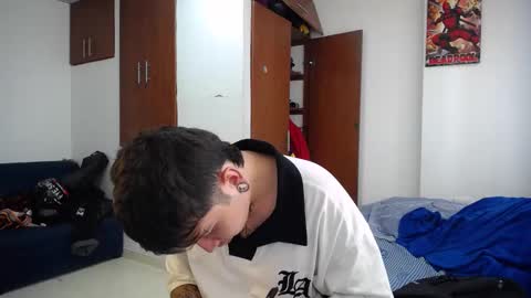 Snapshot of tommy_sins619 chatting on February 2025 07:31:02 PM Dirty Tommy online show from February 2025 07:31:02 PM