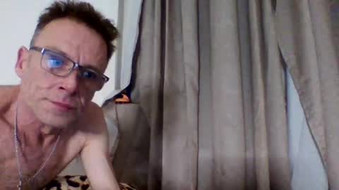 tommyandtomara online show from March 2026 11:32:01 PM