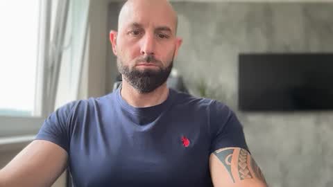 Snapshot of tommyx01 chatting on June 2026 08:13:02 AM Thomas Fit online show from June 2026 08:13:02 AM