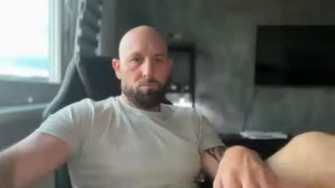 Snapshot of tommyx01 chatting on July 2026 06:55:02 PM Thomas Fit online show from July 2026 06:55:02 PM