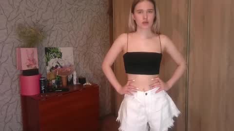 Snapshot of toni_pittmann chatting on June 2026 03:34:02 PM toni_pittmann online show from June 2026 03:34:02 PM