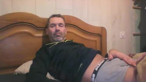 tonio358965 online show from November 2025 07:34:02 PM