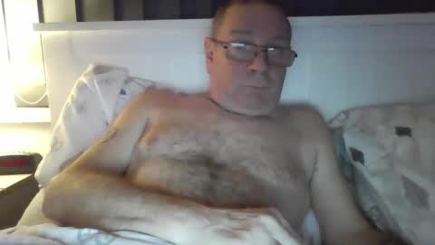 tony14712 online show from February 2025 10:53:01 PM