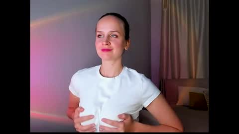 Tony and Alice online show from July 2026 08:03:01 PM