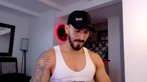 tony muscle1 online show from September 2025 09:05:02 PM