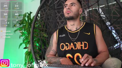 Snapshot of tony_newmen chatting on January 2025 07:31:01 PM tony online show from January 2025 07:31:01 PM