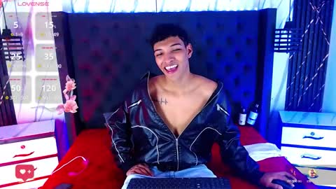 Snapshot of tony_rick_ chatting on November 2025 07:37:01 PM Tony And Rick online show from November 2025 07:37:01 PM