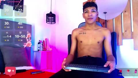 Snapshot of tony_rick_ chatting on November 2025 04:16:01 AM Tony And Rick online show from November 2025 04:16:01 AM