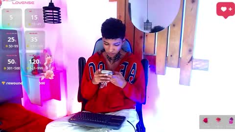 Snapshot of tony_rick_ chatting on December 2025 01:42:01 PM Tony And Rick online show from December 2025 01:42:01 PM