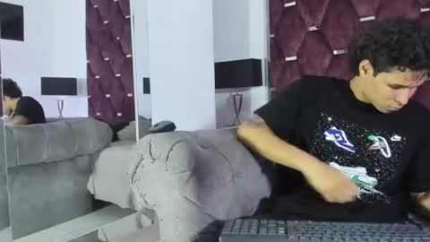 Snapshot of tonybenedetti chatting on June 2026 08:33:02 PM Tony Benedetti online show from June 2026 08:33:02 PM