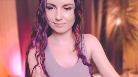 Elizabeth online show from December 2024 06:31:01 PM