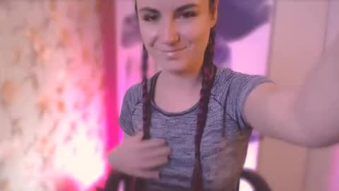 Elizabeth online show from February 2025 07:56:02 PM