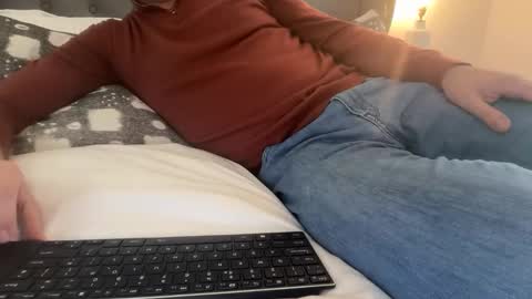 too_naughty online show from December 2025 12:32:01 PM