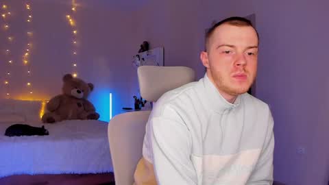 Snapshot of toohornyserj chatting on December 2024 08:05:02 PM toohornyserj online show from December 2024 08:05:02 PM