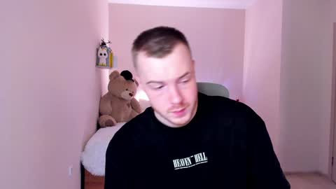 Snapshot of toohornyserj chatting on January 2025 10:52:01 PM toohornyserj online show from January 2025 10:52:01 PM