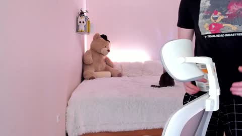 Snapshot of toohornyserj chatting on January 2025 12:35:02 AM toohornyserj online show from January 2025 12:35:02 AM