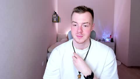 Snapshot of toohornyserj chatting on February 2025 11:48:01 PM toohornyserj online show from February 2025 11:48:01 PM