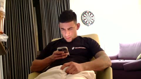 Snapshot of toomuchsmoke chatting on December 2024 08:30:02 AM toomuchsmoke online show from December 2024 08:30:02 AM