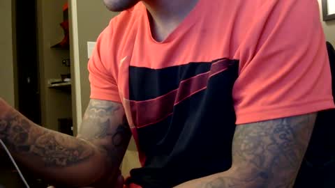 Snapshot of toomuchsmoke chatting on January 2025 07:39:01 AM toomuchsmoke online show from January 2025 07:39:01 AM