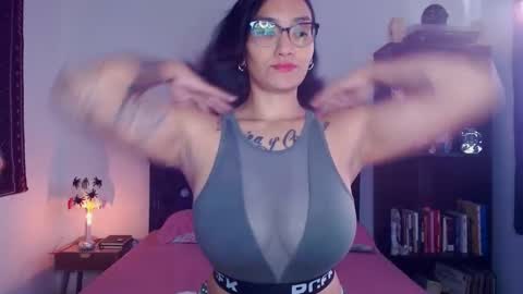 toothyy online show from February 2025 12:46:02 PM