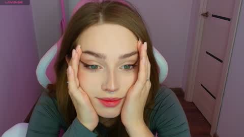 Snapshot of top_twins chatting on December 2024 03:21:02 AM Yara online show from December 2024 03:21:02 AM