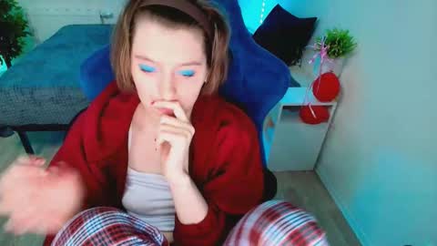 topcranberry online show from October 2025 02:04:02 AM