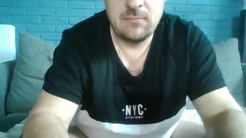 tophunk84 online show from April 2026 07:24:02 AM