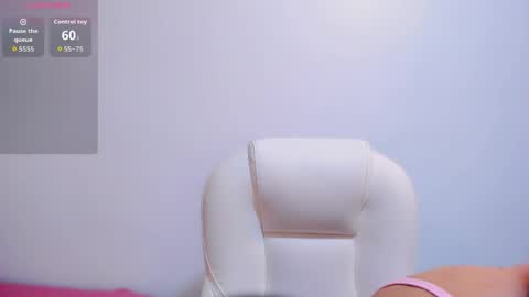 Tori Gaviria online show from May 2026 11:59:02 AM