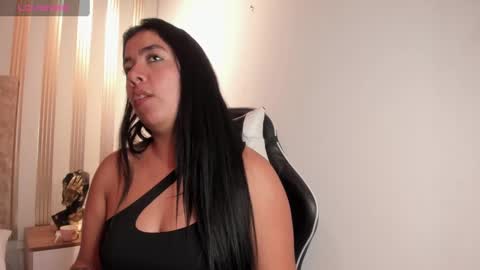 Snapshot of torres_karla chatting on January 2025 10:46:02 PM karla online show from January 2025 10:46:02 PM