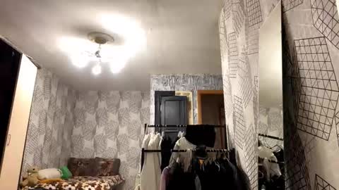 Julia online show from January 2026 12:33:02 PM