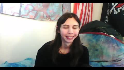 Luna online show from February 2025 09:54:01 PM