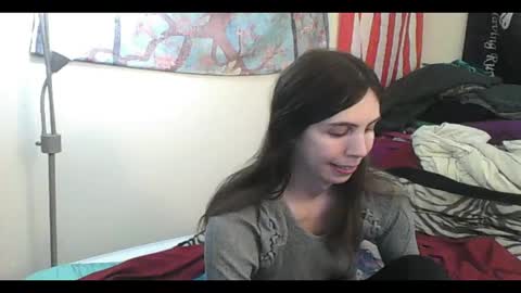 Luna online show from February 2025 06:04:01 AM