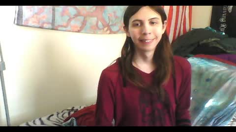 Luna online show from February 2025 09:27:02 PM