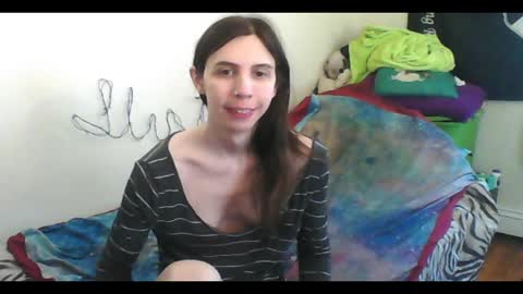 Luna online show from March 2026 08:20:02 PM