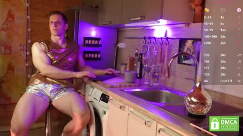 Paul online show from December 2025 04:33:02 AM