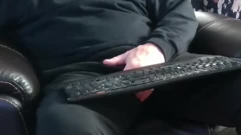 Snapshot of touchmerighthere chatting on January 2025 09:32:01 PM Jim online show from January 2025 09:32:01 PM