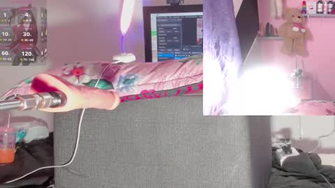 touk_kira online show from November 2025 03:08:02 AM