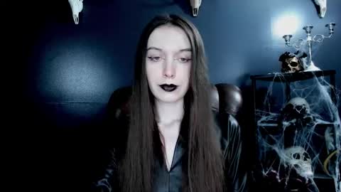 toxicdomme online show from February 2026 07:00:02 PM