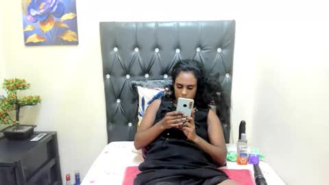 Snapshot of toxicfantasy4u chatting on October 2025 05:36:01 PM toxicfantasy4u online show from October 2025 05:36:01 PM