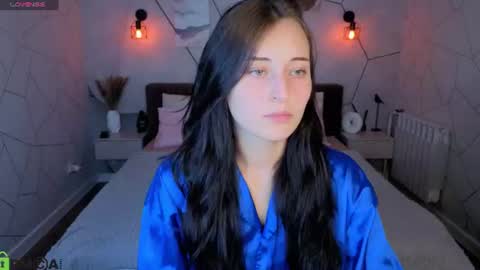 Snapshot of tracey_gill chatting on July 2026 09:25:01 AM tracey_gill online show from July 2026 09:25:01 AM