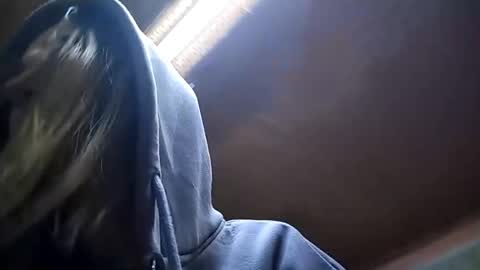 Snapshot of traciekuchto chatting on December 2025 09:10:02 PM Ruby online show from December 2025 09:10:02 PM