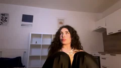 Alex3 online show from July 2026 07:35:01 PM