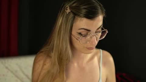 Tracy online show from May 2026 07:45:01 PM