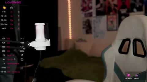 Ariana and Erik online show from February 2026 03:08:02 PM