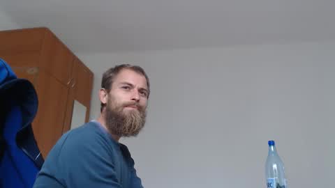 Snapshot of tralalabala chatting on September 2025 08:40:01 AM Tralalabala online show from September 2025 08:40:01 AM